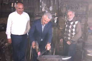 Bakan Arslan demir dövdü
