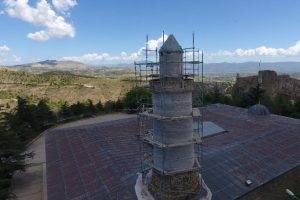Bu minare Pisa Kulesi'nden daha eğik