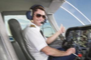 Türk pilotlara 18 bin dolar maaş teklifi