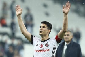 Necip Uysal: 'Hedefimiz önümüzdeki sezon şampiyonluk'