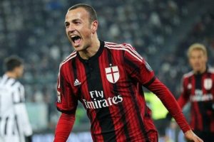 İşte Fenerbahçe'nin yeni sol beki... Milan'da forma giyen Luca Antonelli
