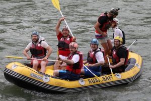 Gençlik ve Spor Bakanı Bak, rafting yaptı