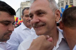 Romanya'nın en güçlü siyasi liderine hapis!