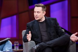 Musk, dava ettiği eski çalışanıyla yazıştı