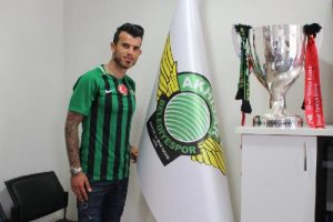 Güray Vural Akhisarspor'a döndü