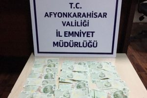 Durdurulan araçtan 620 TL sahte para ele geçirildi