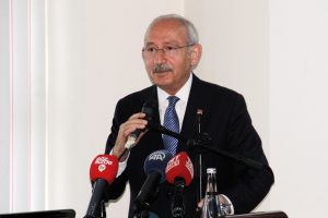 ''Enkaz edebiyatından söz etmeyeceğiz''