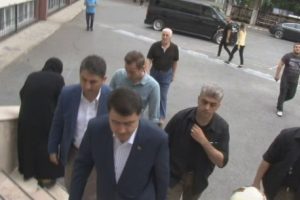İstanbul Valisi Şahin: ''40 bin polisimiz ve 6 bin jandarmamız görev başında''