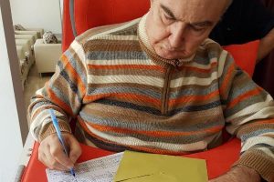 Deniz Baykal, tedavi gördüğü merkezde oy kullandı