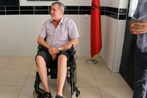 Asansör olmadığı için oy kullanamadı