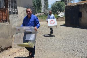 Seyyar sandıklar seçmenin ayağına gitti