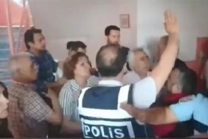 Sandık müşahitleri arasında kavga çıktı!