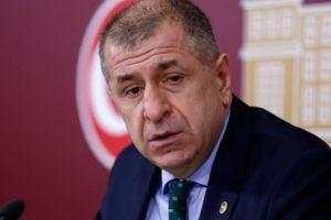 İyi Partili Özdağ'ın oy kullandığı okulda gerginlik