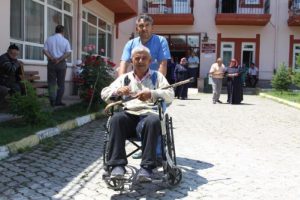 Huzurevinde sandık kuruldu