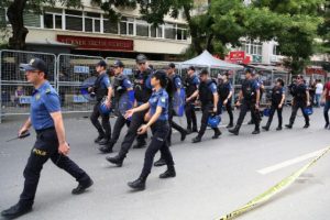 YSK önünde geniş güvenlik önlemi