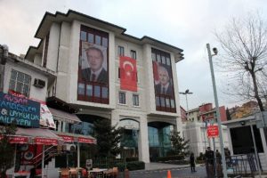 Kültür Bakanı ile Aile Bakanı AK Parti İstanbul İl Başkanlığında