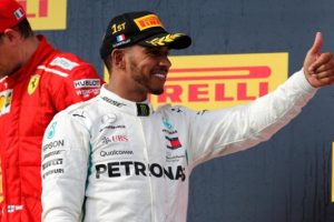 Fransa'da Hamilton kazandı!