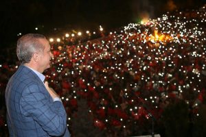Erdoğan Ankara'da balkon konuşması yapacak