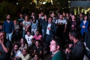 CHP Genel Merkezi'nde gergin anlar