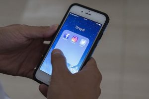 Seçimlerle ilgili sosyal medyadan hakarete 3 gözaltı