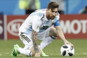 Lionel Messi'ye karşı oynamak heyecan verici'