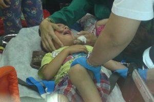 4 yaşındaki çocuğu yılan soktu