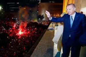Seçim bitti, gözler ekonomi vaatlerine döndü