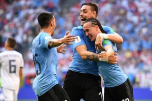 Uruguay liderliği 3 golle aldı!