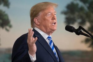 Trump, Harley-Davidson'ı AB'ye teslim olmakla eleştirdi