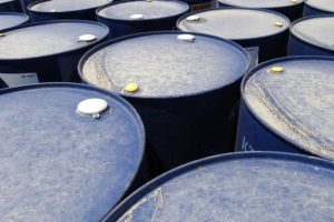 Petrol fiyatları 74 dolardan işlem görüyor