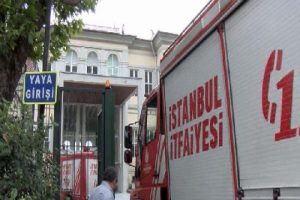 Mimar Sinan Üniversitesi'nin çatısında yangın!