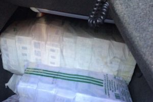 Yolcu otobüsünde 4 bin 200 paket kaçak sigara ele geçti