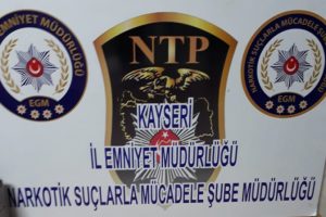 6 zehir taciri gözaltına alındı