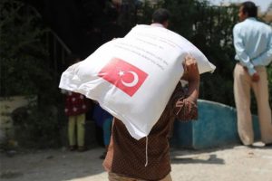 Dünyada yapılan insani yardımın üçte biri Türkiye'den