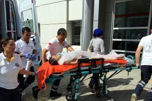 Samsun'da denize giren çocuk boğulma tehlikesi geçirdi