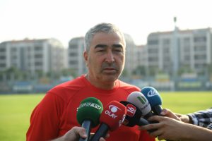 Bursaspor Teknik Direktörü Aybaba'dan transfer açıklaması