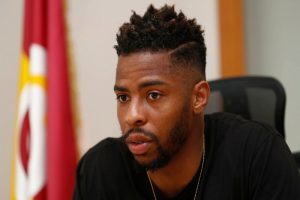 Galatasaray, Donk ile sözleşme uzatıyor