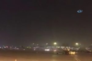 Atatürk Havalimanı apronunu su bastı