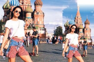 Alessandra Ambrosio Kızıl Meydan'da
