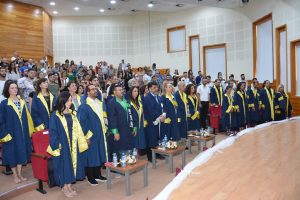 ERÜ'de mezuniyet sevinci
