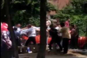 Zabıta seyyar satıcı kavgası kamerada