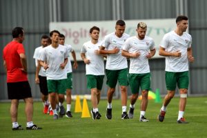 Bursaspor günün ilk antrenmanını gerçekleştirdi