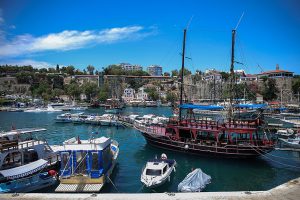 Turizmin ayrılmaz parçası, tur tekneleri