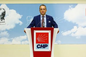 Tezcan: Gündemimizde istifa ya da kurultay yoktur