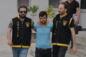 Evden cep telefonu çalan hırsız: Asker arkadaşımı arıyordum