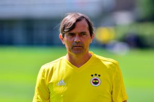 Fenerbahçe hazırlıklarını devam ettirdi