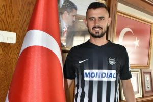 Nazilli Belediyespor'da Polat'tan imza