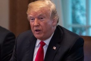 Trump NATO ve Dünya Ticaret Örgütü'nden ayrılmak istiyor