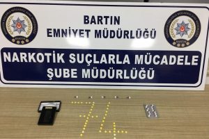 Uyuşturucu operasyonunda 2 kişiye gözaltı