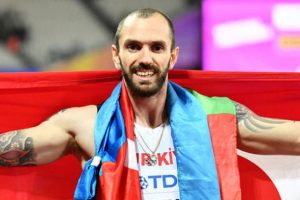Ramil Guliyev'den altın madalya!